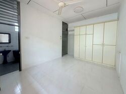 MAYFLOWER CRESCENT (D20), Terrace #529946951